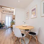 Apartmanhotel Sweett - Urgell Eixample 4*