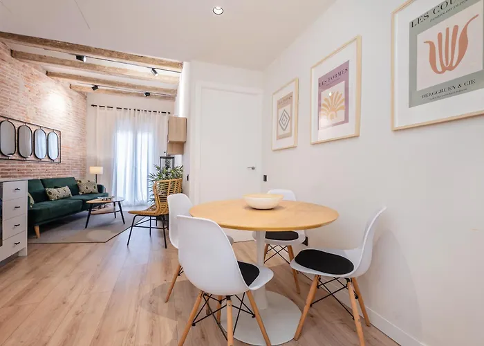 Апарт-отель Sweett - Urgell Eixample 4*